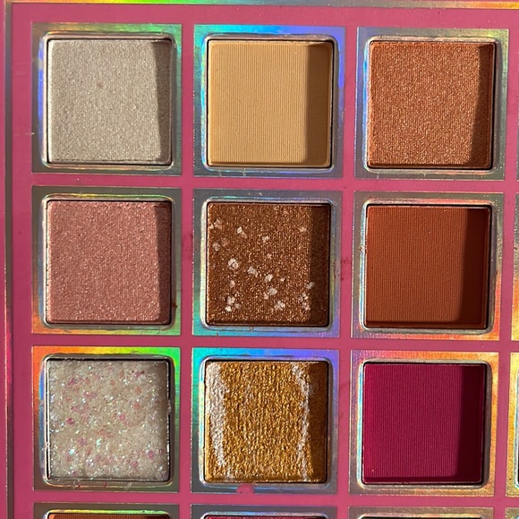 🎈SALE🎈🎀#48.MAKEUP 33-COLOR EYESHADOW PALETTE🎀 - Picture 3 of 12
